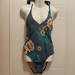 Kona Sol Sz M Tropical Floral Swimsuit VGUC 😊😊